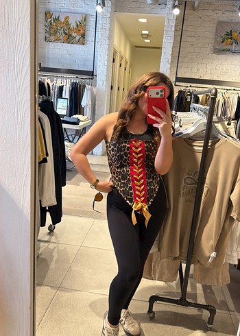 Zara Kadin Leopar Desenli Bagcik Detayli Korse