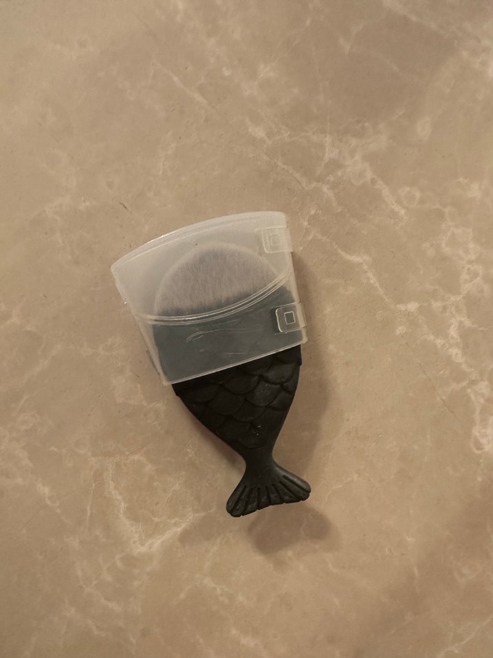 Küçük Siyah Balık Fırçası Makyaj fırçası - Görsel 3