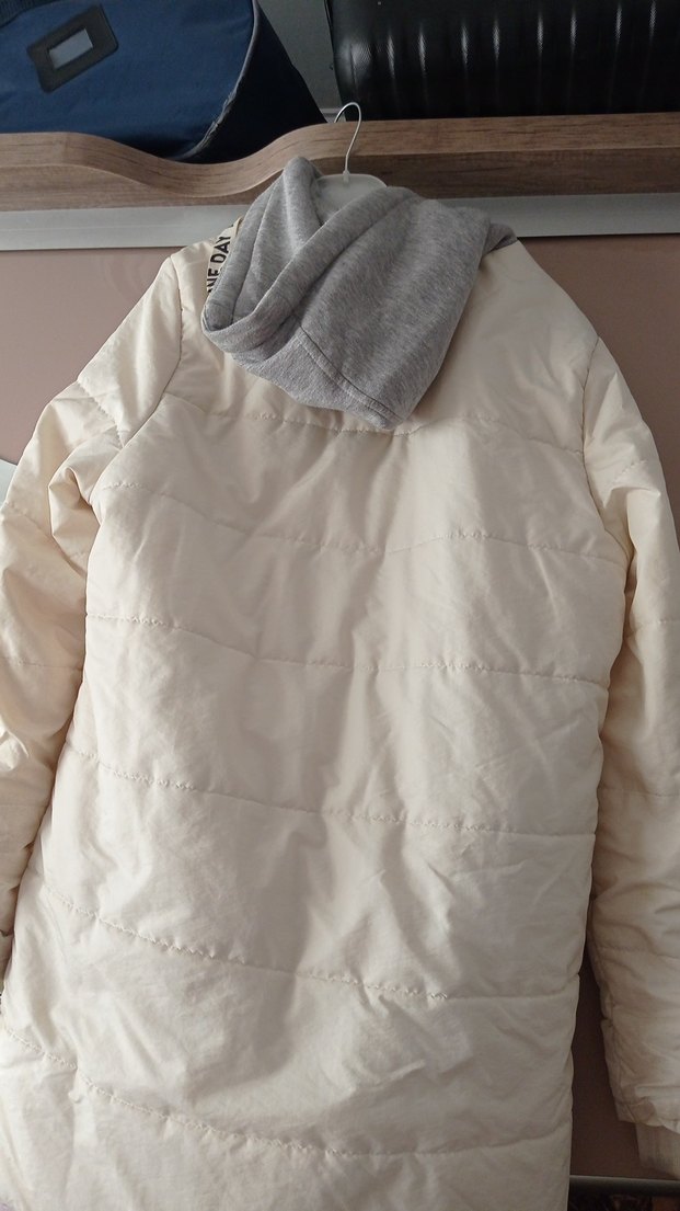 Cep Detaylı Beyaz Midi Kadın mont - Görsel 2