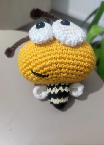 Diğer Amigurumi Tığ İşi Arı Anahtarlık Oyuncak