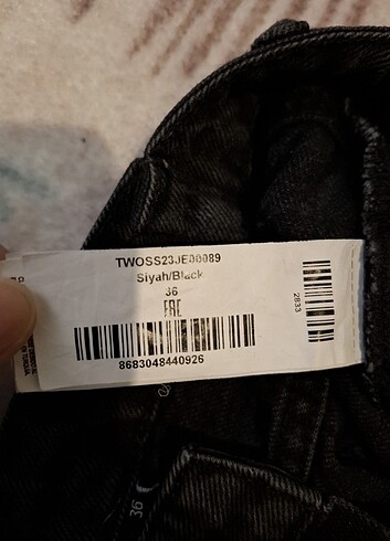 Trendyol & Milla Trendyomilla siyah straight jean