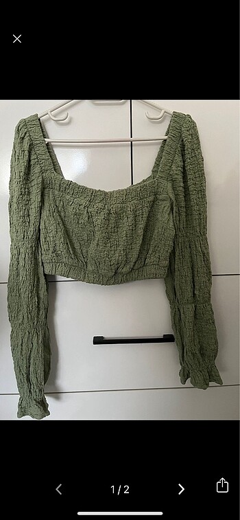 Bershka yeşil üst