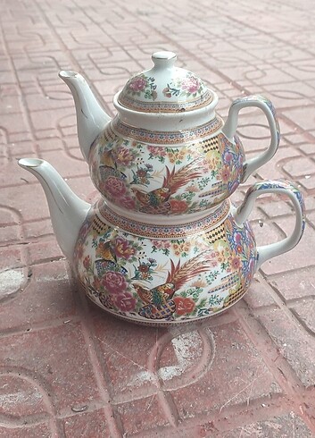 Poselen çaydanlık 