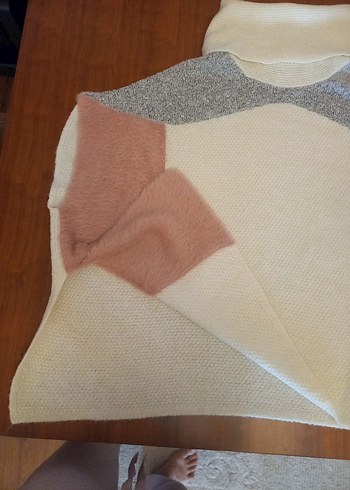 Kolsuz Boğazlı Kürk Detaylı Tünik - Görsel 4