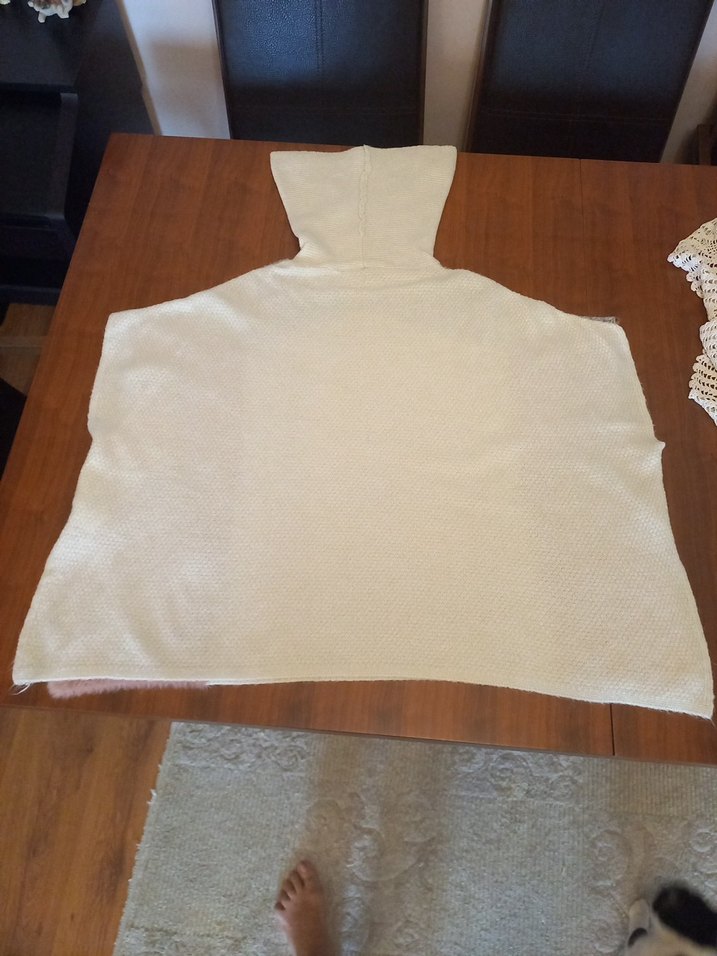 Kolsuz Boğazlı Kürk Detaylı Tünik - Görsel 2