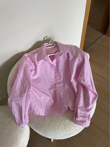 pembe gömlek