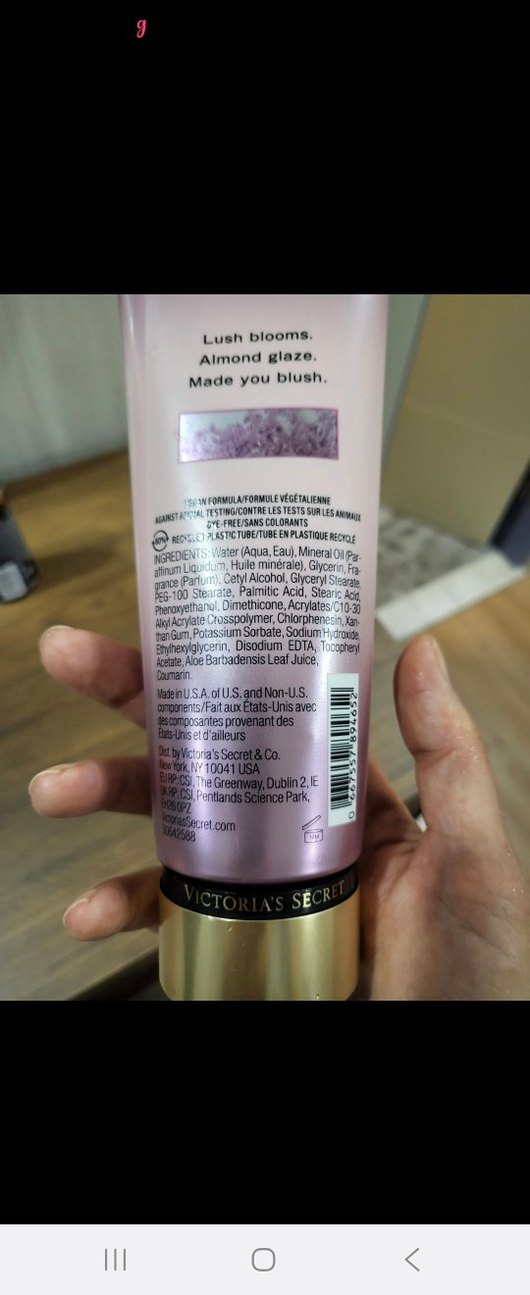 Victoria's Secret Velvet Petals Vücut Losyonu 236 ml - Görsel 2