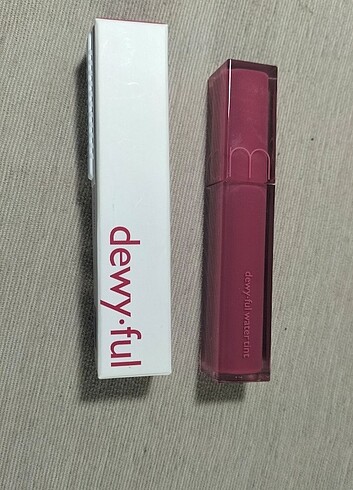 Beden Dawy full water tint. renkli dudak parlatıcısı