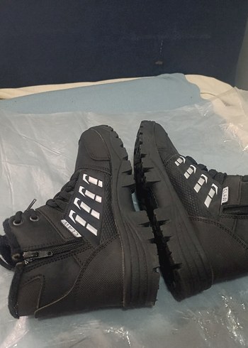 Siyah Bağcıklı Erkek Outdoor Bot - Görsel 2