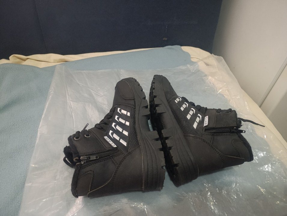 Siyah Bağcıklı Erkek Outdoor Bot - Görsel 2