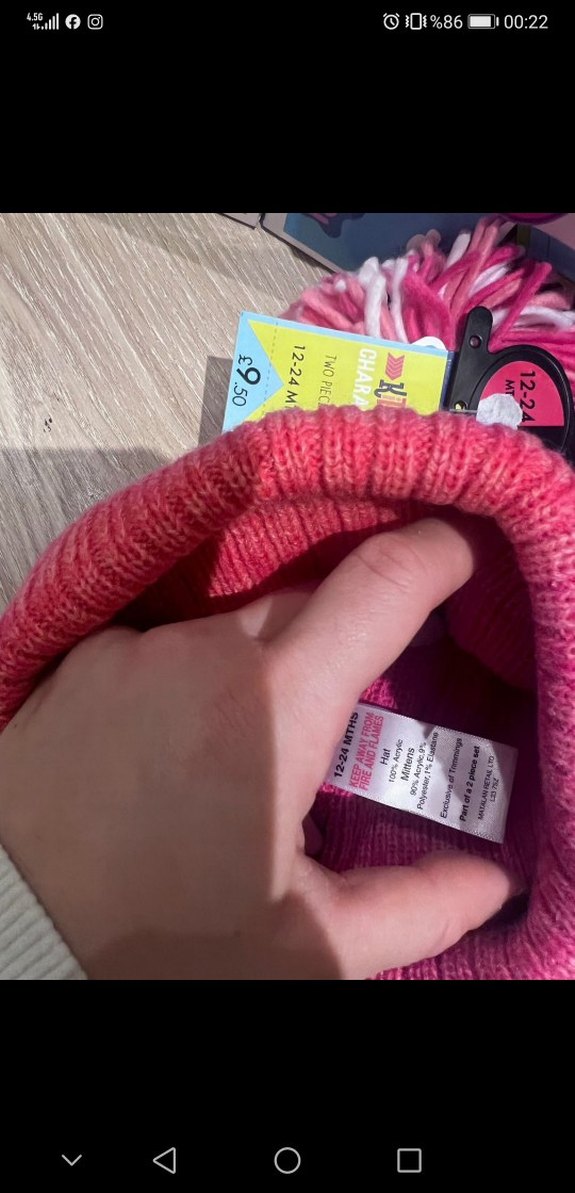 Peppa Pig Renkli Baskılı Çocuk Bere ve Eldiven Seti - Görsel 3