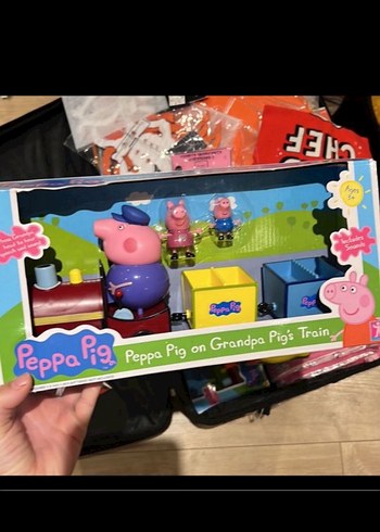 Peppa Pig Büyükbaba Domuz Treni Oyuncak Seti - Görsel 2