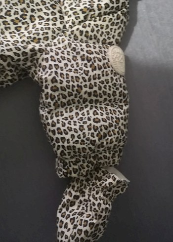 Gap Leopar Desenli Bebek Tulumu - Görsel 3