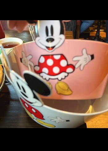 Mickey Mouse & Minnie Temalı Renkli Tabak Seti - Görsel 3