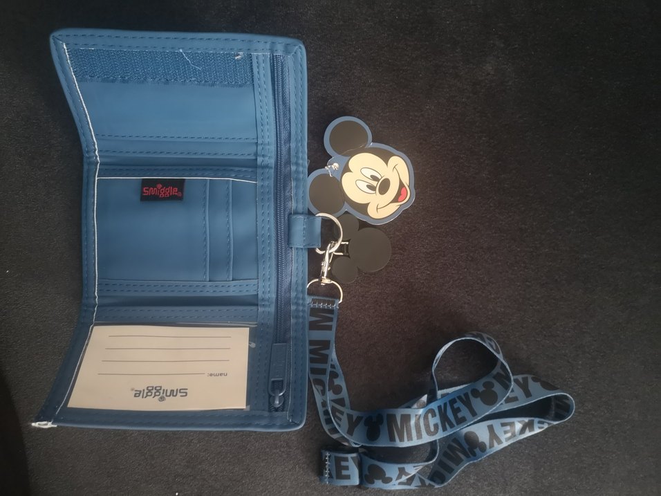 Mickey Mouse Baskılı Fermuarlı Çocuk Cüzdanı - Görsel 3