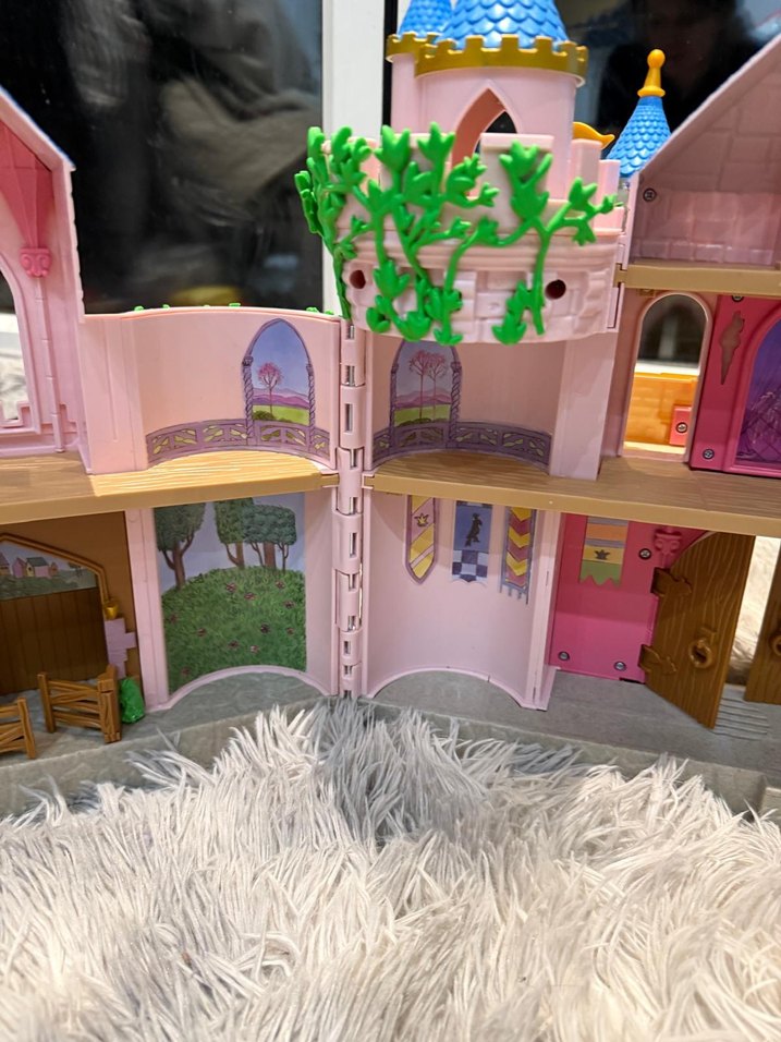 Disney Pembe Pastel Renkli Prenses Şatosu Oyuncak - Görsel 3