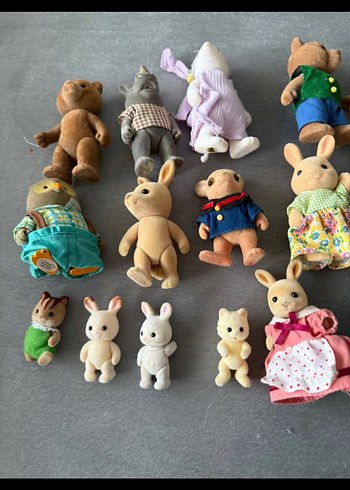 Sylvanian Families figurler

Sylvanian - Görsel 5