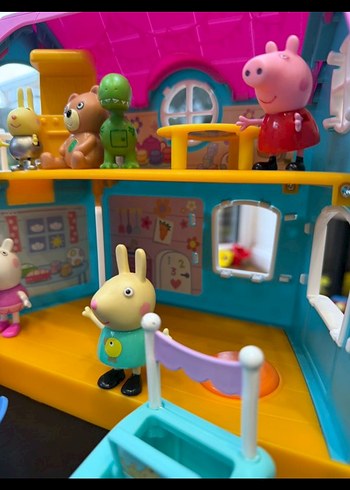 Peppa Pig Büyük Oyun Evi seti - Görsel 3