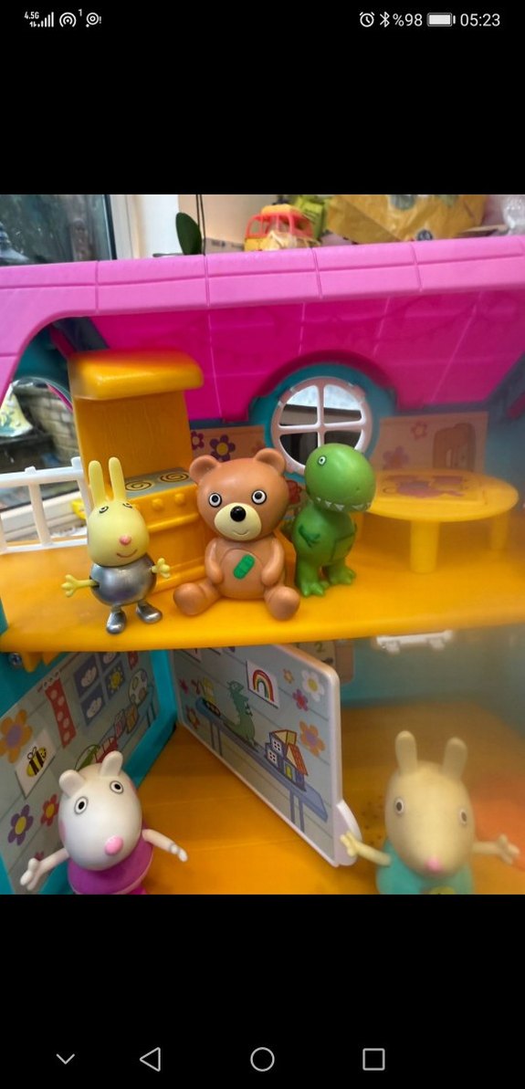 Peppa Pig Büyük Oyun Evi seti - Görsel 4