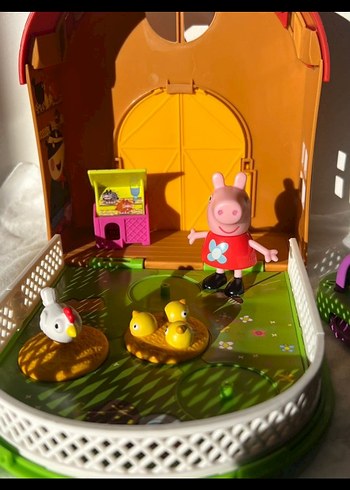PEPPA PIG TAŞINABİLİR oyun seti - Görsel 2