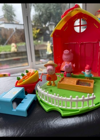 Peppa Pig Renkli Bahçe 
Evi ve Figürler - Görsel 2