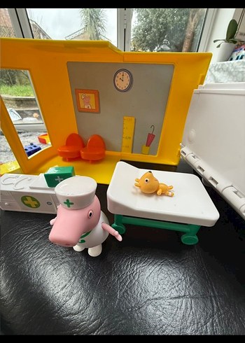 Peppa pig ve dr brown hastanesi - Görsel 4
