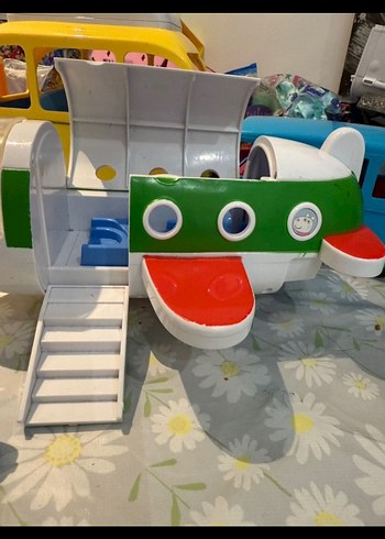 Peppa Pig Çok Renkli Oyuncak Uçak ve Figür Seti - Görsel 3