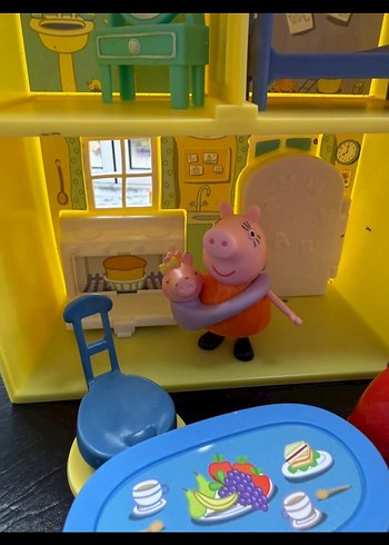 Peppa Pig Renkli Oyun Evi ve Figür Seti - Görsel 5