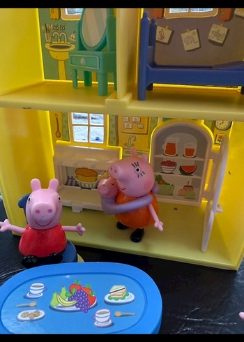 Peppa Pig Renkli Oyun Evi ve Figür Seti - Görsel 3