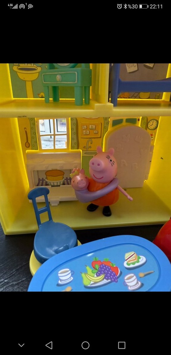 Peppa Pig Renkli Oyun Evi ve Figür Seti - Görsel 5