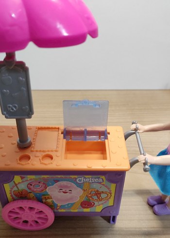  Beden Barbie Chelsea Dondurma Arabası