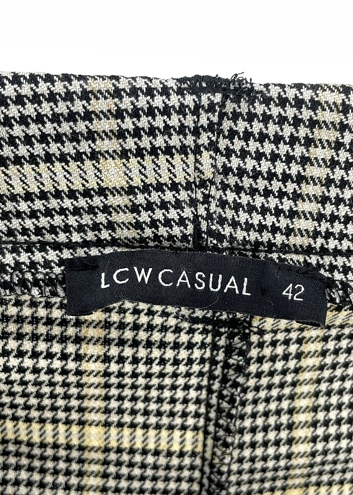 LC Waikiki Düz Kesim %70 İndirimli. - Görsel 4