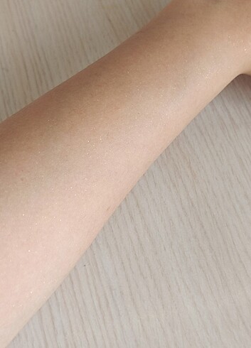 Bee Beauty Violet Işıltılı simli Vücut Spreyi - Görsel 5