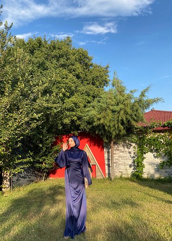 Lacivert Uzun Kollu Saten Elbise - Görsel 2