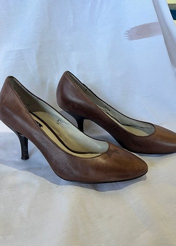 Kahverengi Deri Stiletto Topuklu Kadın Ayakkabı