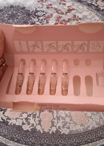 Bee Beauty Bee Beauty Vitamin Işıltılı Yüz Bakım Serumu