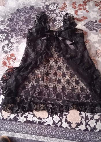 Miorre Siyah Gotik Desenli Kolsuz Gecelik