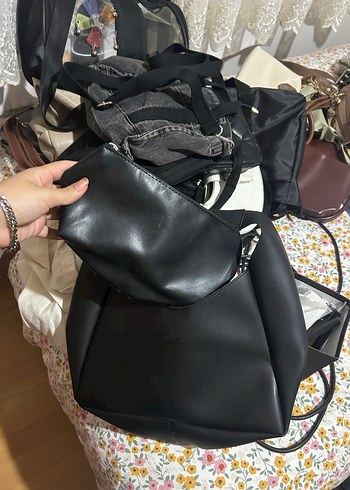 Siyah Deri Tokalı Kadın Omuz Çantası - Görsel 2