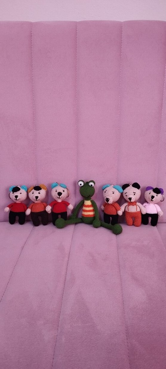 Renkli El Örgüsü anahtarlıklar - Görsel 2