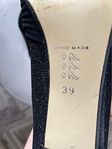 Parlak siyah ayakkabı - Görsel 3