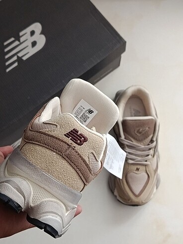 universal Beden kahverengi Renk NEW BALANCE 9060