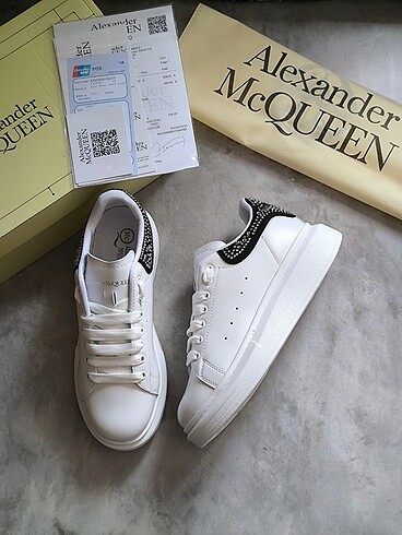 Alexander McQueen ALEXANDER MCQUEEN BEYAZ renk-BEYAZ TAŞ