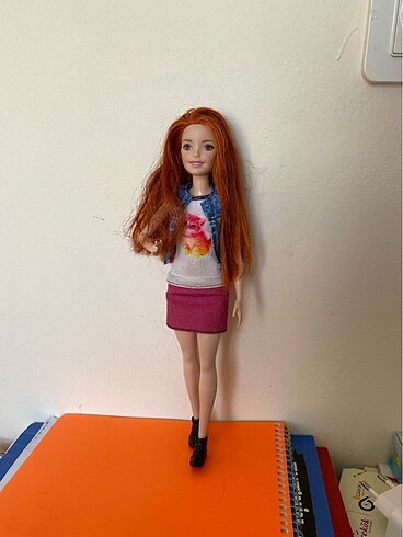Barbie barbie fashionistas bebek