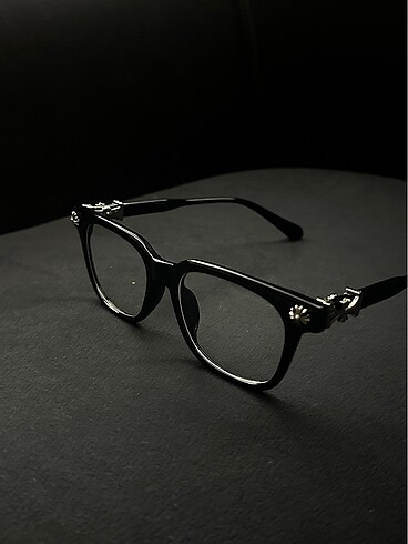  Beden chrome hearts moda gözlüğü