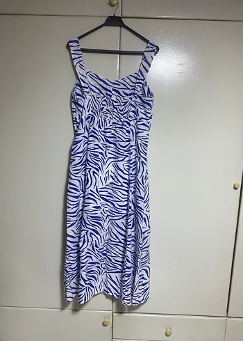 Mavi Zebra Desenli Uzun Elbise - Görsel 3
