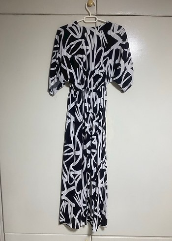 V Yaka Salaş Siyah Beyaz Uzun Elbise - Görsel 3