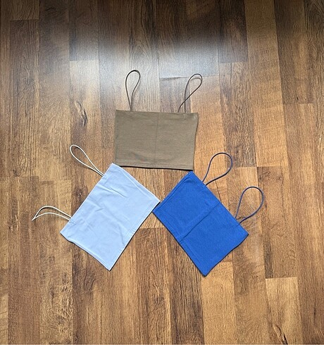 Pull&Bear askılı crop