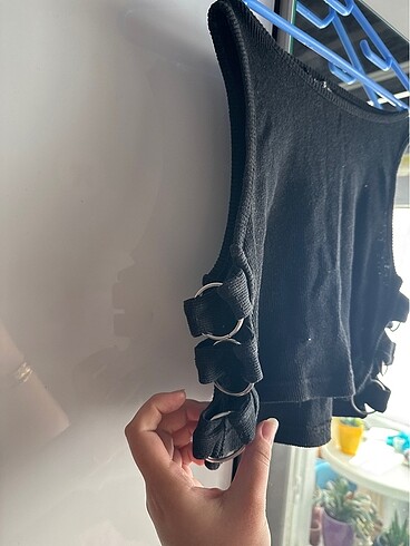 Diğer yan detay crop
