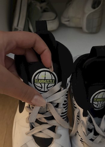 Nike hustle unisex Spor Ayakkabı - Görsel 2