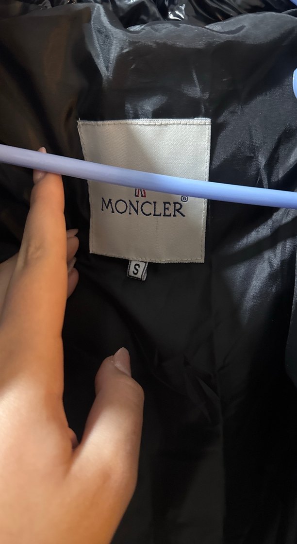 MONCLER S BEDEB Siyah Kürk Detaylı Kadın Kışlık Mont - Görsel 4